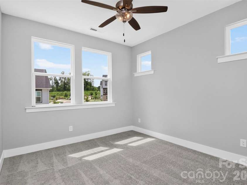 416 Nathaniel Way, Charlotte, NC 28213.  MLS# CAR4427659, YatesRealty ID 52619. 