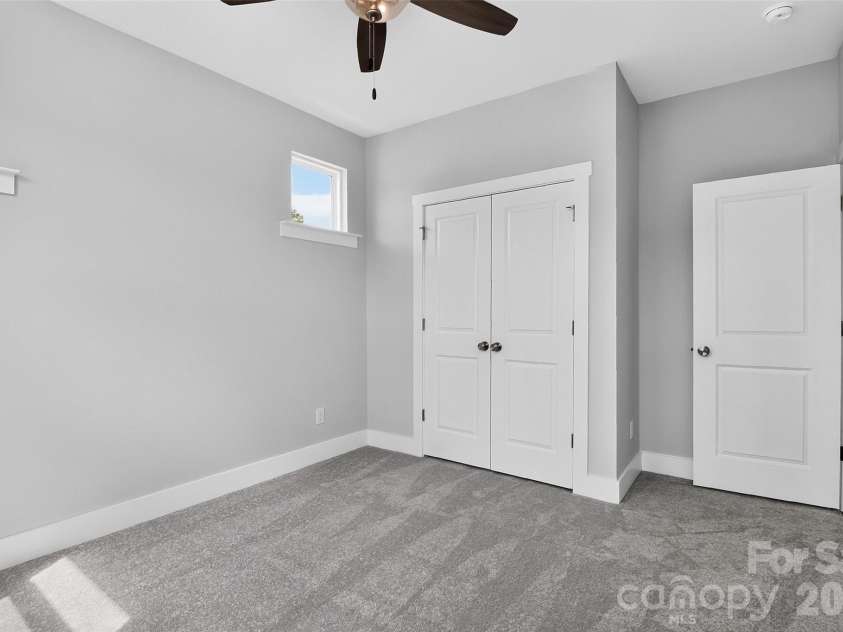 416 Nathaniel Way, Charlotte, NC 28213.  MLS# CAR4427659, YatesRealty ID 52619. 