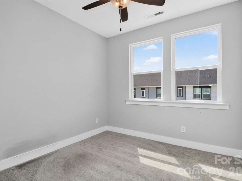 416 Nathaniel Way, Charlotte, NC 28213.  MLS# CAR4427659, YatesRealty ID 52619. 