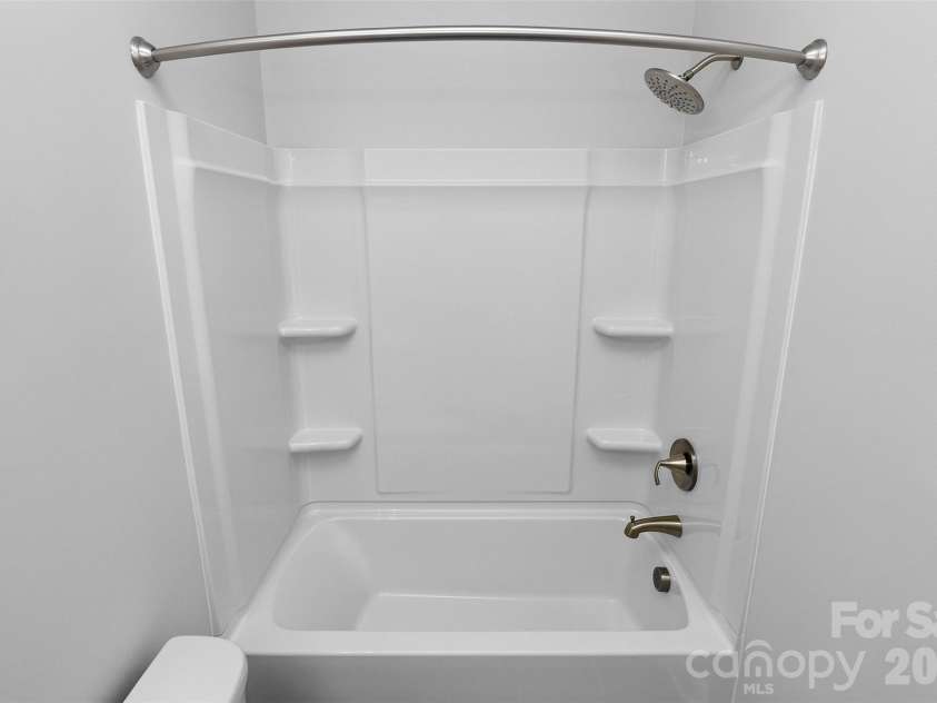 416 Nathaniel Way, Charlotte, NC 28213.  MLS# CAR4427659, YatesRealty ID 52619. 