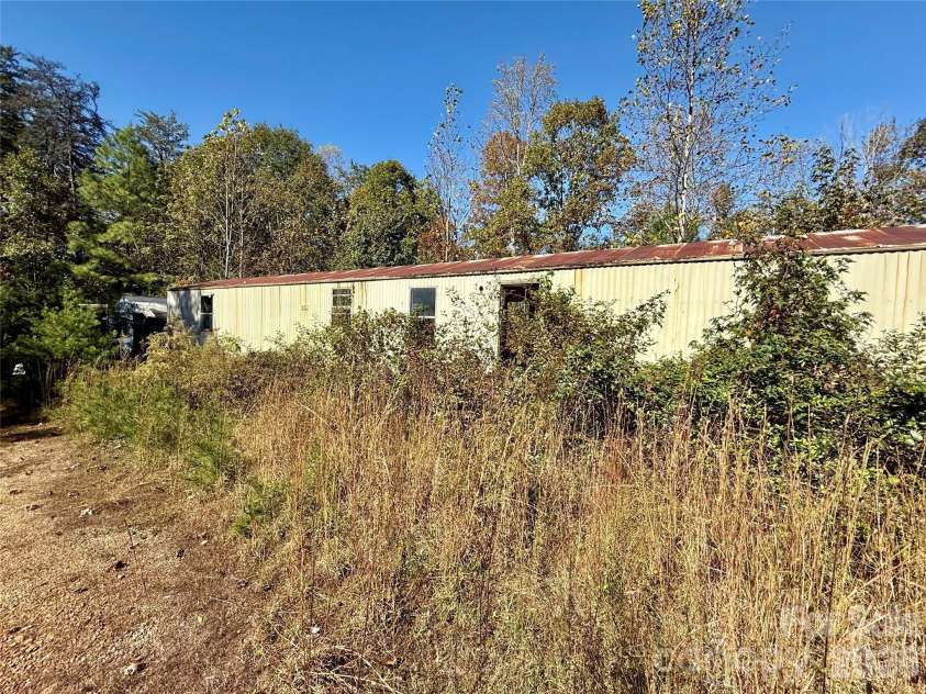 229 Kelsey Lane, Rutherfordton, NC 28139.  MLS# CAR4314989, YatesRealty ID 5262. 