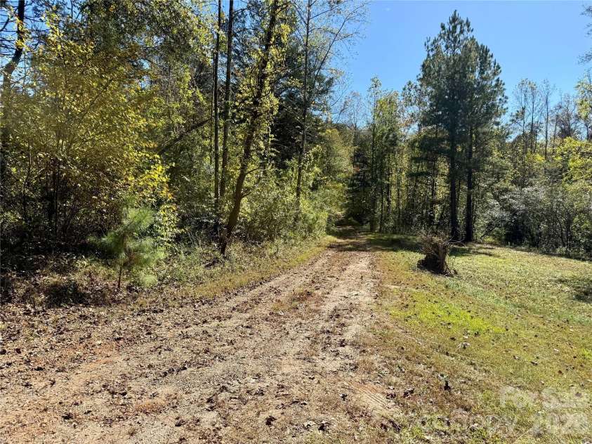 229 Kelsey Lane, Rutherfordton, NC 28139.  MLS# CAR4314989, YatesRealty ID 5262. 
