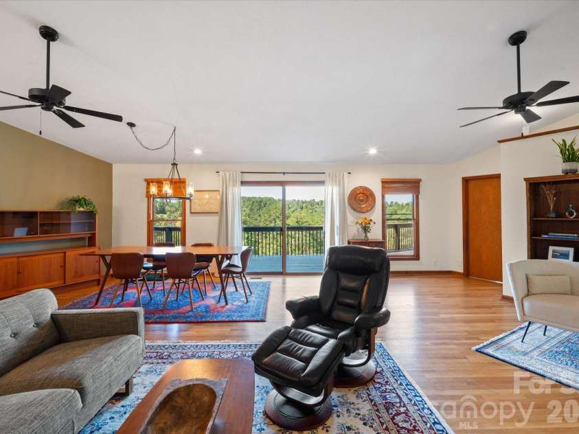 47 Sams Road, Asheville, NC 28787.  MLS# CAR4425500, YatesRealty ID 52623. Open concept living