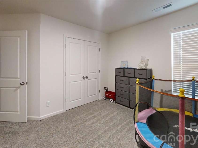 975 General Hoke Drive, Lincolnton, NC 28092.  MLS# CAR4427991, YatesRealty ID 52624. 