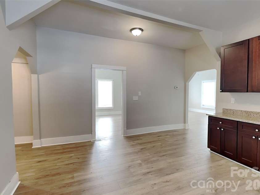 318 Bruce Avenue, Mooresville, NC 28115.  MLS# CAR4428004, YatesRealty ID 52626. 