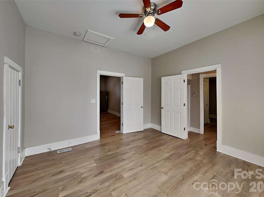 318 Bruce Avenue, Mooresville, NC 28115.  MLS# CAR4428004, YatesRealty ID 52626. 