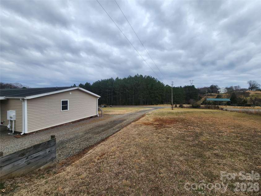 303 Johnson Dairy Road, Mooresville, NC 28115.  MLS# CAR4303306, YatesRealty ID 5263. 