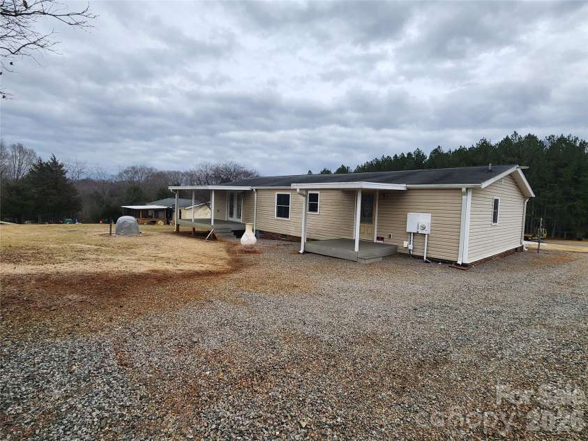 303 Johnson Dairy Road, Mooresville, NC 28115.  MLS# CAR4303306, YatesRealty ID 5263. 