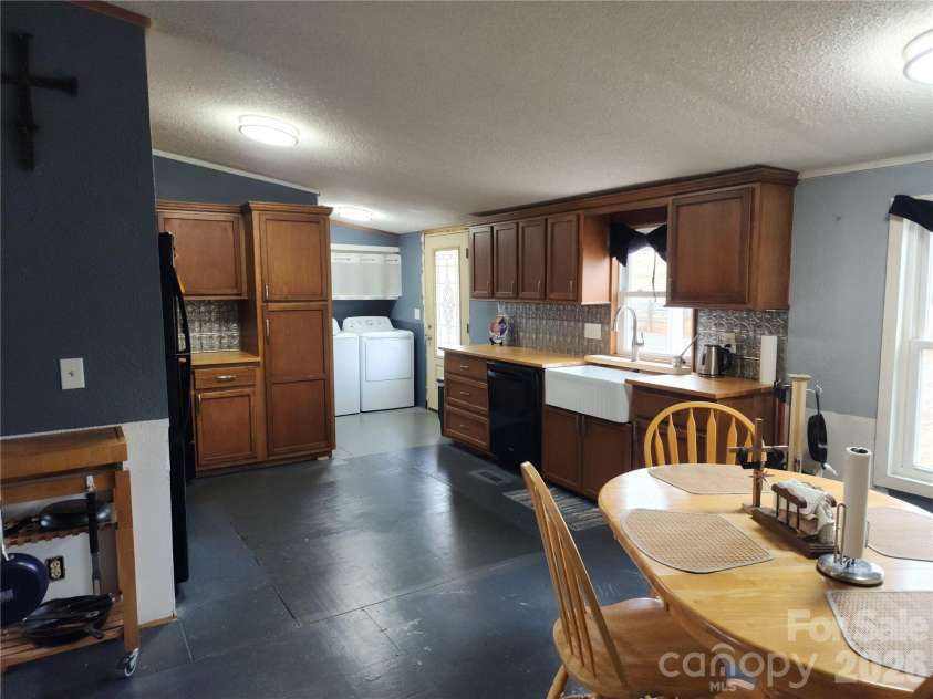 303 Johnson Dairy Road, Mooresville, NC 28115.  MLS# CAR4303306, YatesRealty ID 5263. 