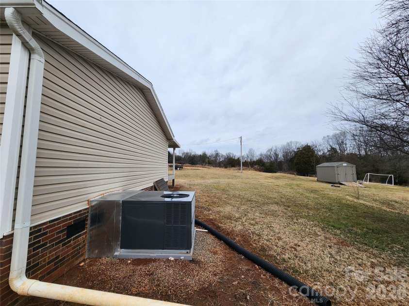 303 Johnson Dairy Road, Mooresville, NC 28115.  MLS# CAR4303306, YatesRealty ID 5263. 