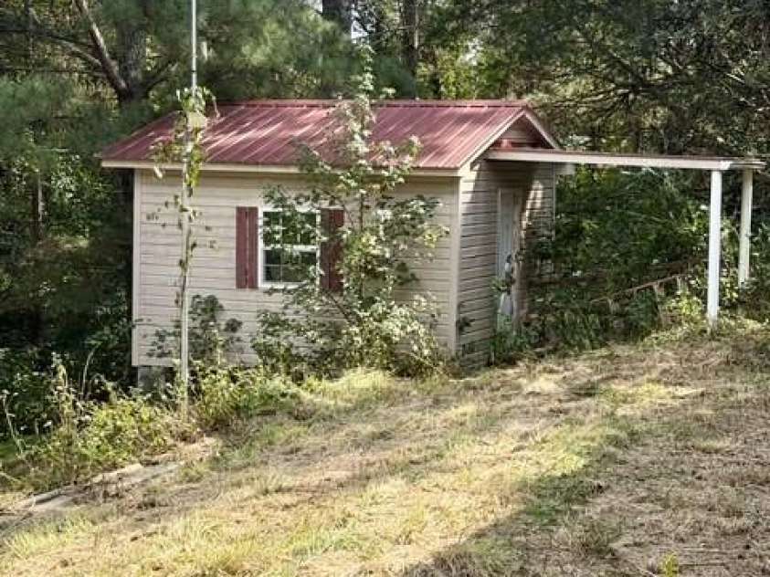 128 Brittany Lane, Bostic, NC 28018.  MLS# CAR4427432, YatesRealty ID 52631. 