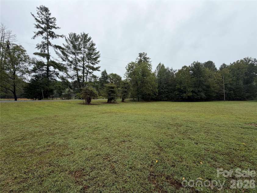 4552 Mountain Park Avenue, Connelly Springs, NC 28612.  MLS# CAR4426695, YatesRealty ID 52634. 