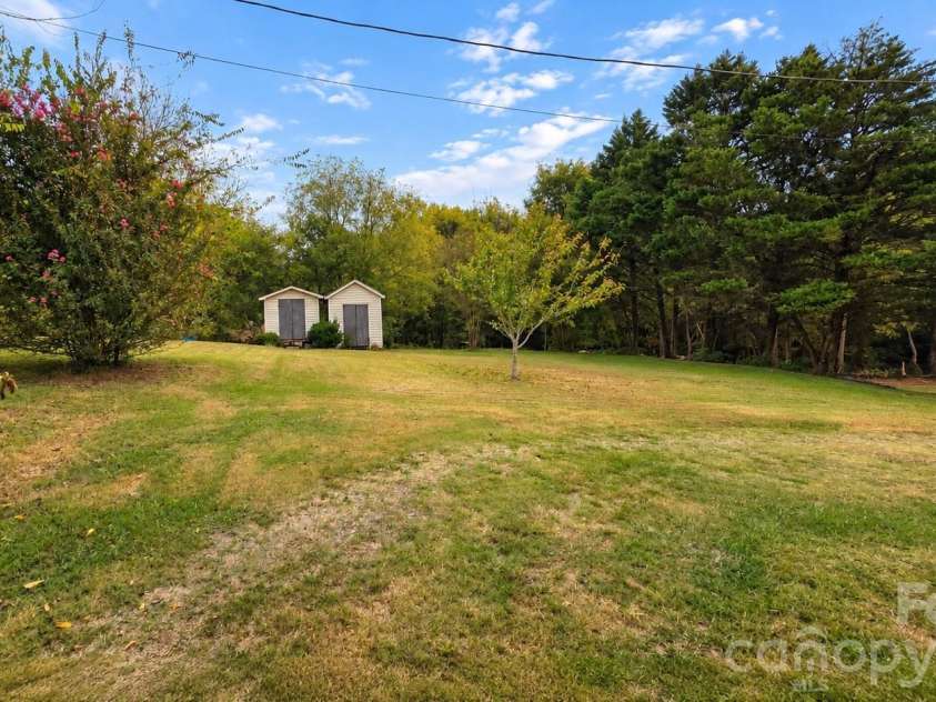 3481 Roberta Road, Concord, NC 28027.  MLS# CAR4426712, YatesRealty ID 52635. 