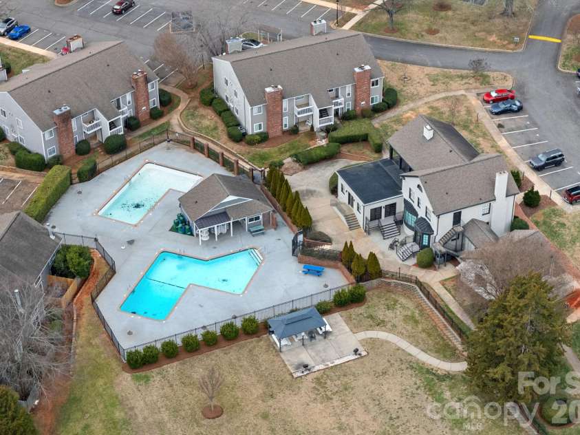 3284 Heathstead Place, Charlotte, NC 28210.  MLS# CAR4426696, YatesRealty ID 52638. 