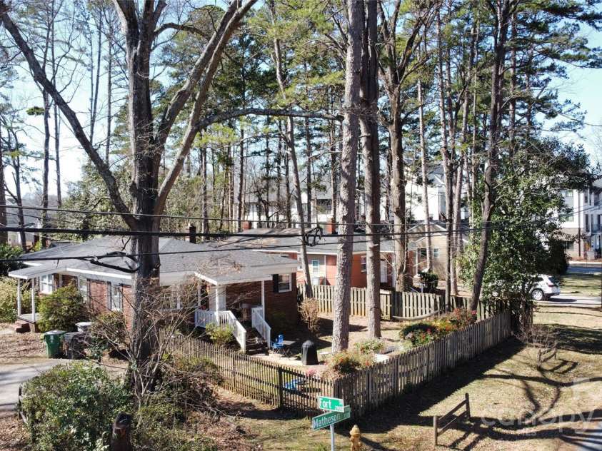 2921 Fort Street, Charlotte, NC 28205.  MLS# CAR4228830, YatesRealty ID 5264. 