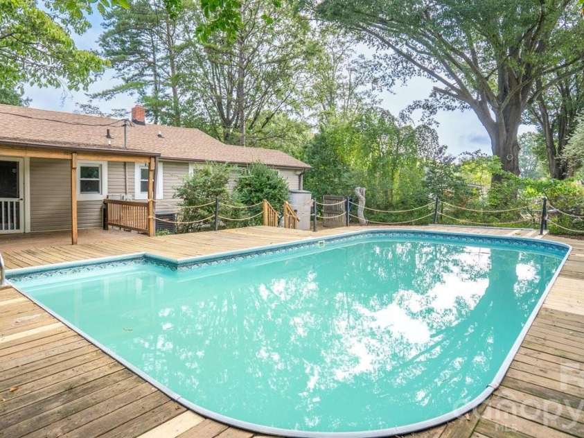 78 Stonecrest Circle, Concord, NC 28027.  MLS# CAR4426598, YatesRealty ID 52640. 