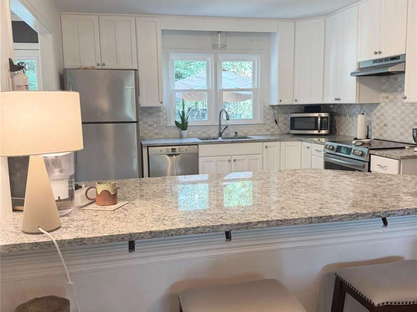 1309 Worcaster Place, Charlotte, NC 28211.  MLS# CAR4426713, YatesRealty ID 52642. 