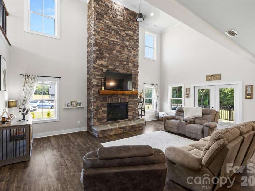 2665 Umberger Road, Cleveland, NC 27013.  MLS# CAR4425571, YatesRealty ID 52643. Plenty of seating