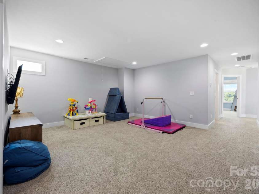 2665 Umberger Road, Cleveland, NC 27013.  MLS# CAR4425571, YatesRealty ID 52643. Upper level loft