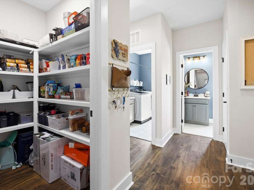 2665 Umberger Road, Cleveland, NC 27013.  MLS# CAR4425571, YatesRealty ID 52643. Walk in pantry off kitchen