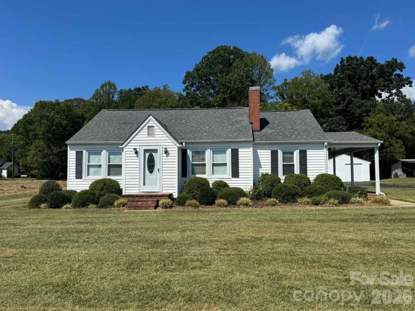 2709 Murray Road, State Road, NC 28676.  MLS# CAR4425634, YatesRealty ID 52644. 