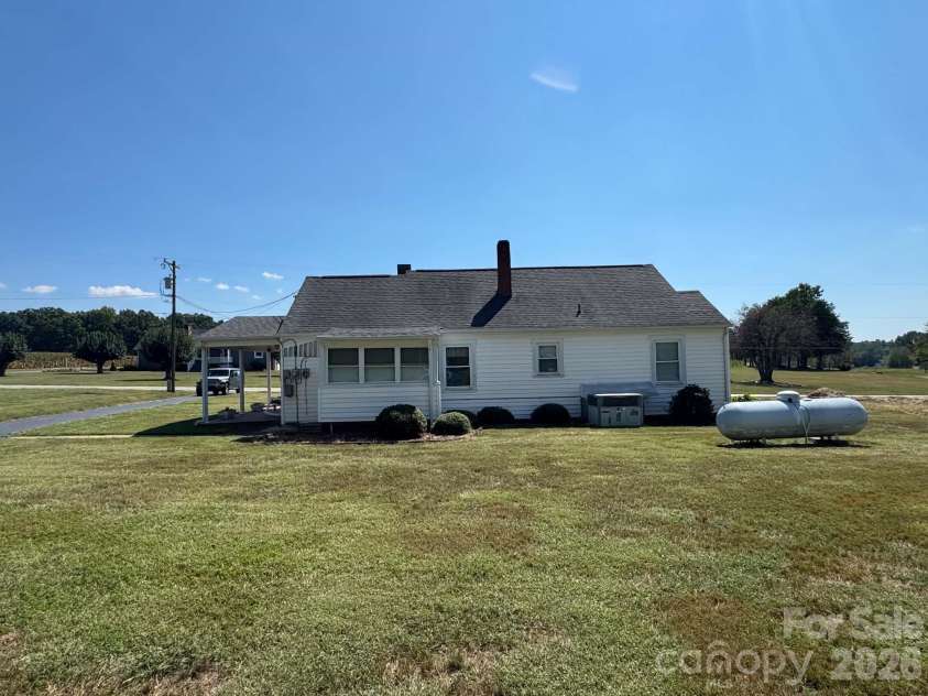 2709 Murray Road, State Road, NC 28676.  MLS# CAR4425634, YatesRealty ID 52644. 