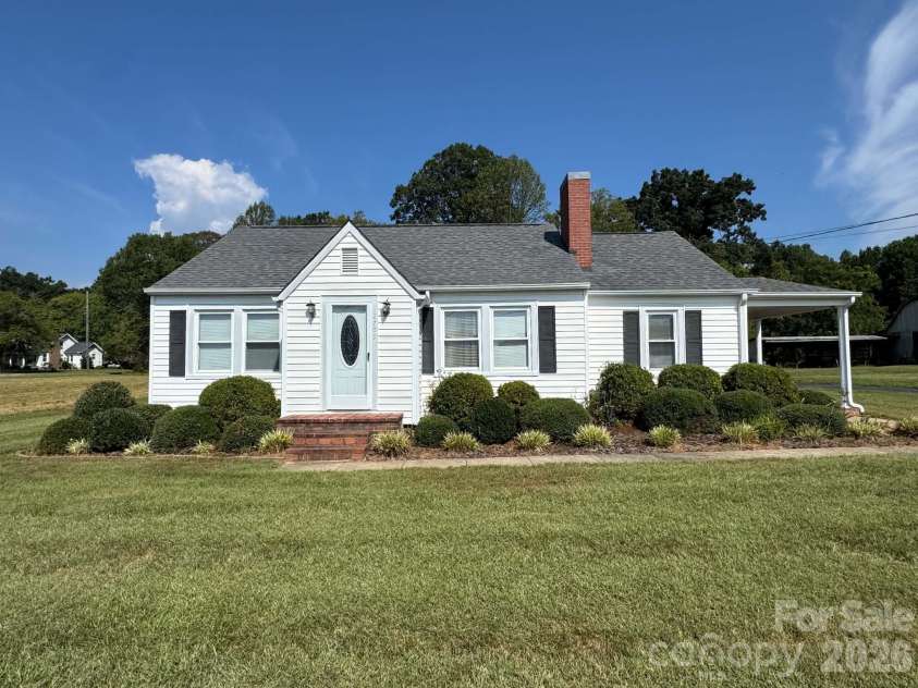 2709 Murray Road, State Road, NC 28676.  MLS# CAR4425634, YatesRealty ID 52644. 