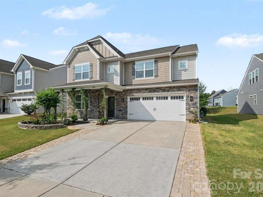 14010 Bordley Place, Huntersville, NC 28078.  MLS# CAR4425503, YatesRealty ID 52646. 