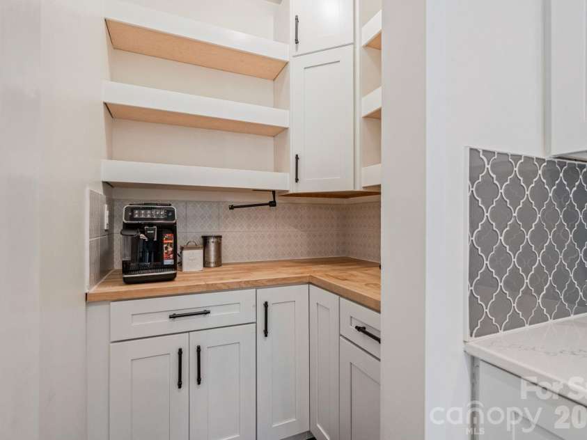 12804 Heath Grove Drive, Huntersville, NC 28078.  MLS# CAR4426012, YatesRealty ID 52648. 