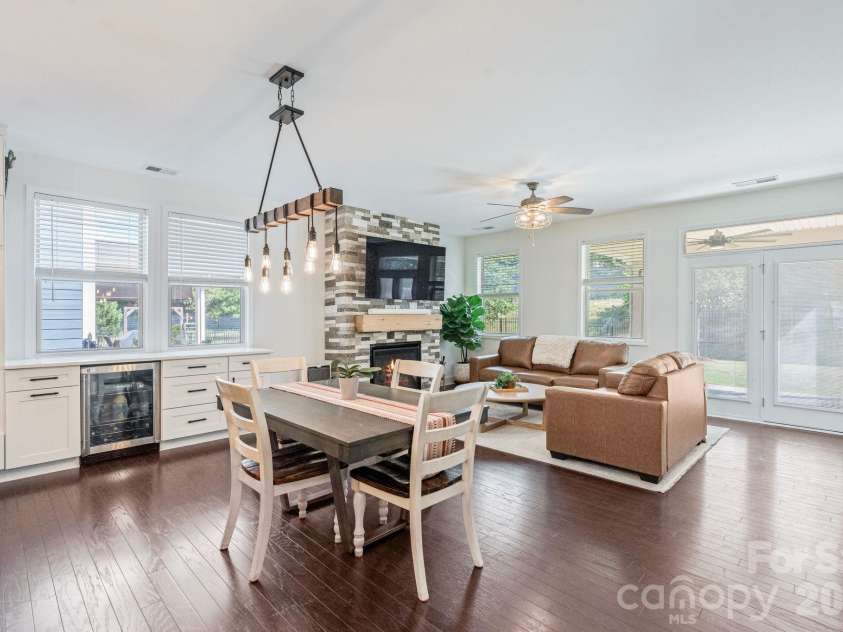 12804 Heath Grove Drive, Huntersville, NC 28078.  MLS# CAR4426012, YatesRealty ID 52648. 