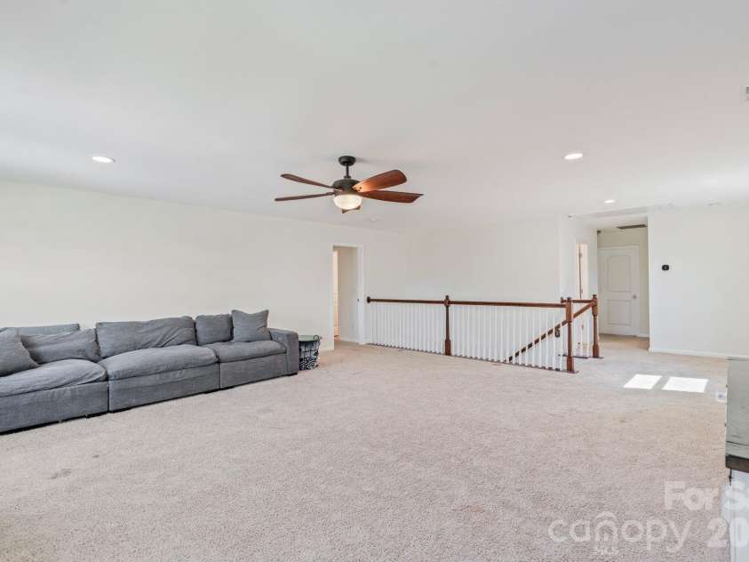 12804 Heath Grove Drive, Huntersville, NC 28078.  MLS# CAR4426012, YatesRealty ID 52648. 