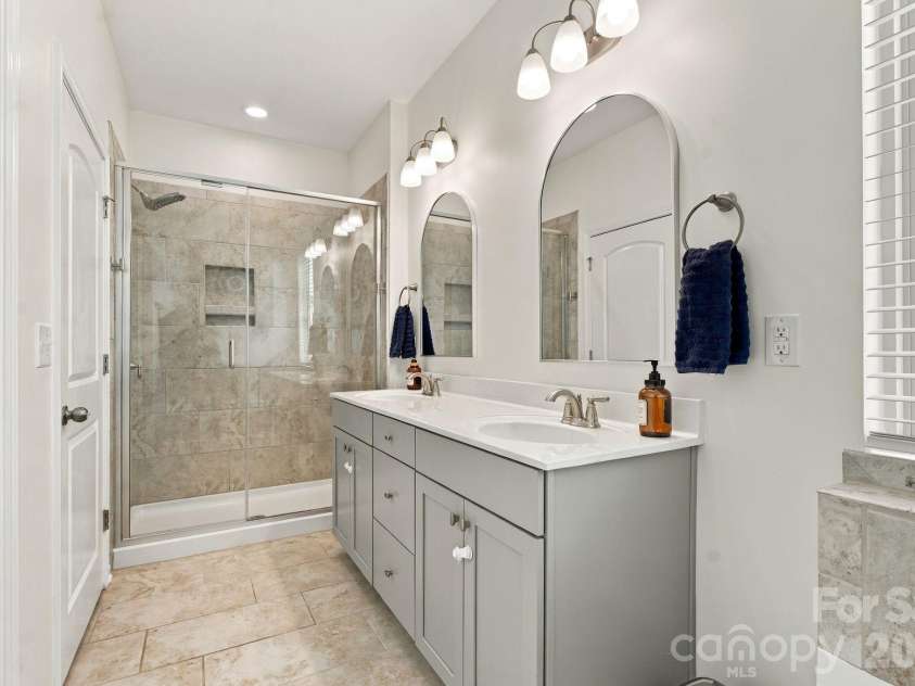 12804 Heath Grove Drive, Huntersville, NC 28078.  MLS# CAR4426012, YatesRealty ID 52648. 