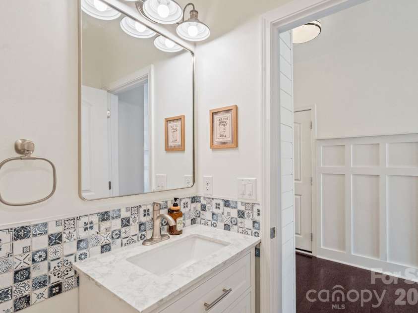 12804 Heath Grove Drive, Huntersville, NC 28078.  MLS# CAR4426012, YatesRealty ID 52648. 