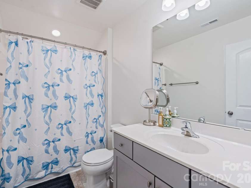 12804 Heath Grove Drive, Huntersville, NC 28078.  MLS# CAR4426012, YatesRealty ID 52648. 