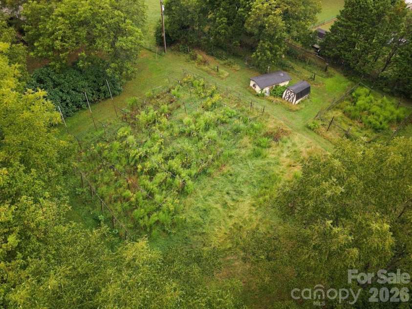 1536 Nottingham Drive, Newton, NC 28658.  MLS# CAR4426094, YatesRealty ID 52649. 