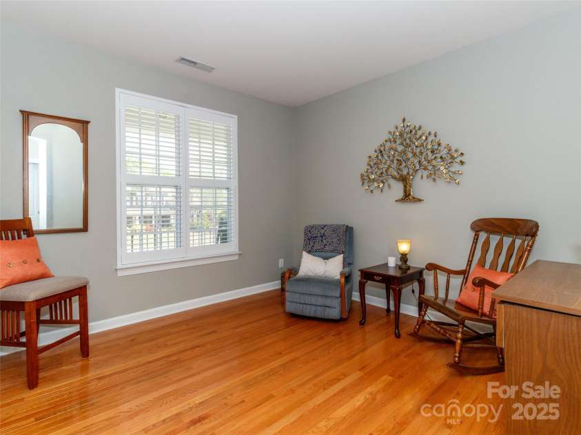 706 Springwood Drive, Waxhaw, NC 28173.  MLS# CAR4240663, YatesRealty ID 5265. Could be an office or reading room