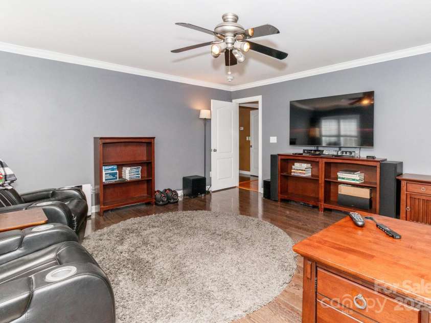 706 Springwood Drive, Waxhaw, NC 28173.  MLS# CAR4240663, YatesRealty ID 5265. Huge 5th bedroom or bonus room up