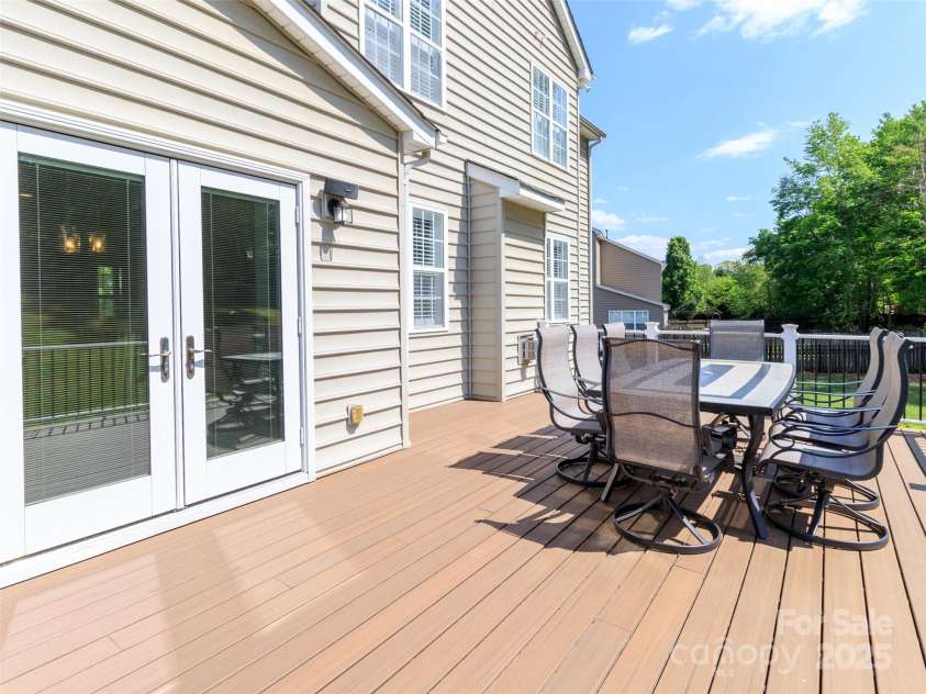 706 Springwood Drive, Waxhaw, NC 28173.  MLS# CAR4240663, YatesRealty ID 5265. Newer composite decking