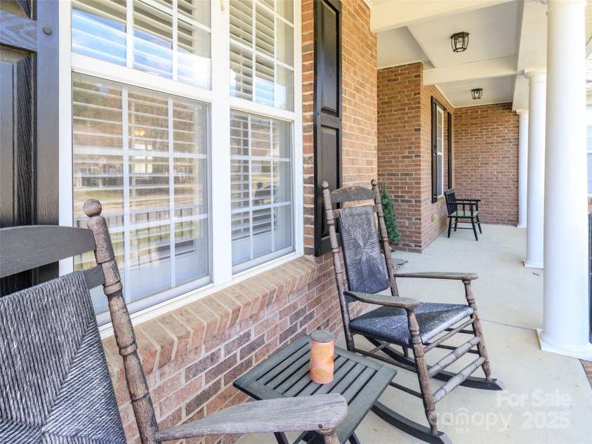 706 Springwood Drive, Waxhaw, NC 28173.  MLS# CAR4240663, YatesRealty ID 5265. Plenty of room for chairs/table
