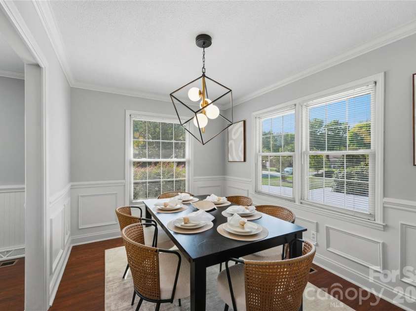3007 Plentywood Drive, Matthews, NC 28105.  MLS# CAR4425834, YatesRealty ID 52650. Dining Room
