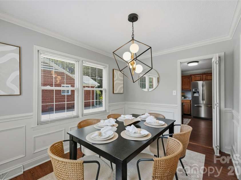 3007 Plentywood Drive, Matthews, NC 28105.  MLS# CAR4425834, YatesRealty ID 52650. Dining Room