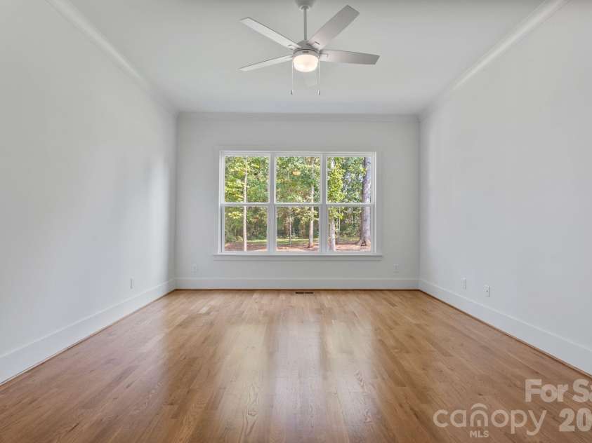 80 42nd Avenue Drive, Hickory, NC 28601.  MLS# CAR4426123, YatesRealty ID 52651. 