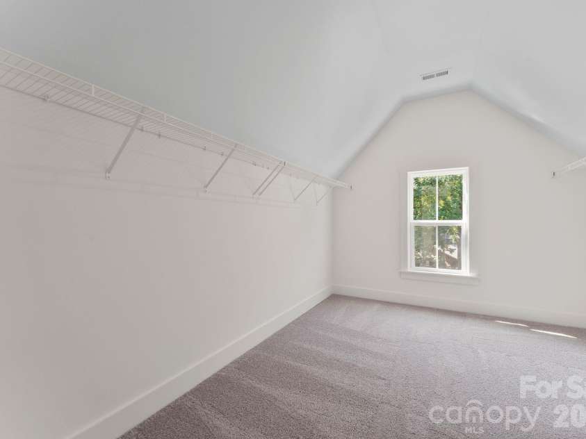 80 42nd Avenue Drive, Hickory, NC 28601.  MLS# CAR4426123, YatesRealty ID 52651. 