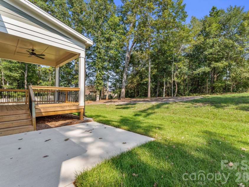 80 42nd Avenue Drive, Hickory, NC 28601.  MLS# CAR4426123, YatesRealty ID 52651. 