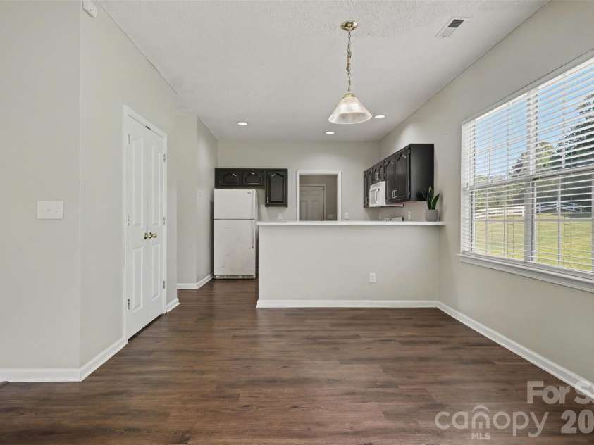 11850 Old Timber Road, Charlotte, NC 28269.  MLS# CAR4426491, YatesRealty ID 52654. 