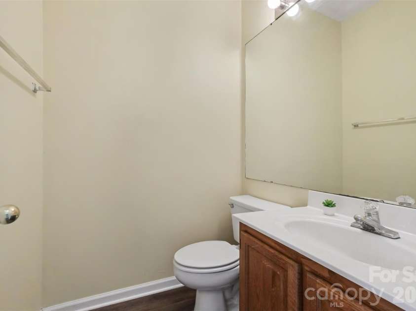11850 Old Timber Road, Charlotte, NC 28269.  MLS# CAR4426491, YatesRealty ID 52654. 