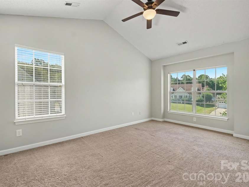 11850 Old Timber Road, Charlotte, NC 28269.  MLS# CAR4426491, YatesRealty ID 52654. 