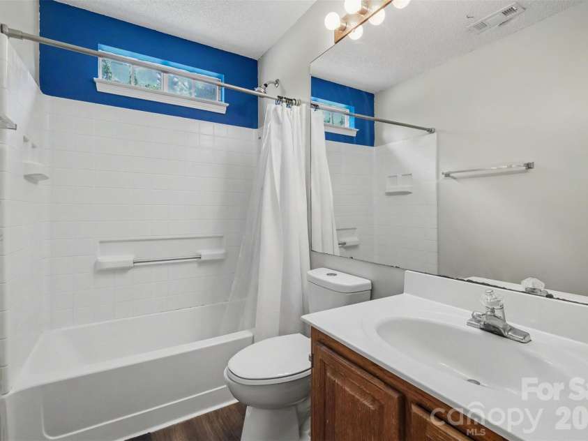 11850 Old Timber Road, Charlotte, NC 28269.  MLS# CAR4426491, YatesRealty ID 52654. 