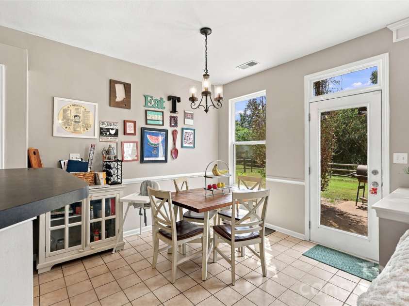 915 Rocky Meadows Lane, Concord, NC 28025.  MLS# CAR4426553, YatesRealty ID 52656. 