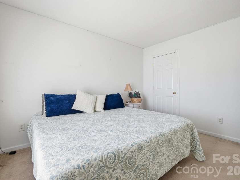 4946 Wheat Drive, Concord, NC 28027.  MLS# CAR4426570, YatesRealty ID 52657. 